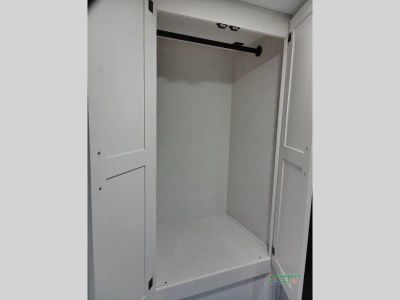 2026 Venture RV SportTrek Touring Edition — photo 49 view