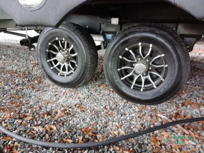 2026 Venture RV SportTrek Touring Edition — photo 18 view