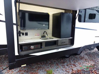 2026 Venture RV SportTrek Touring Edition — photo 19 view