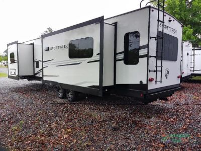 2026 Venture RV SportTrek Touring Edition — detail view