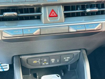 2026 Kia K4 — photo 16 view