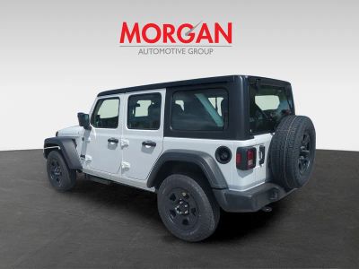2026 Jeep Wrangler — photo 7 view