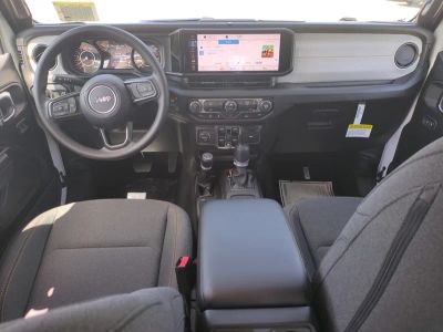 2026 Jeep Wrangler — photo 15 view
