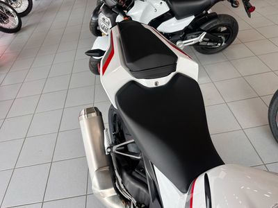 2026 Honda CBR1000RR - Photo 8
