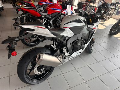 2026 Honda CBR1000RR - Photo 4