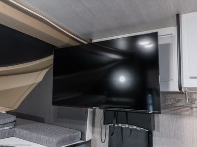 2024 Nexus Ghost 36DS - Photo 12