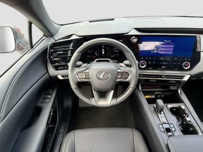 2026 Lexus RX — photo 18 view