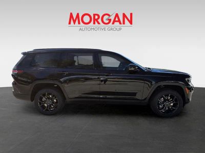 2025 Jeep Grand Cherokee L — interior view