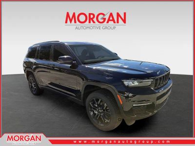 2025 Jeep Grand Cherokee L Limited in Black — front three-quarter view