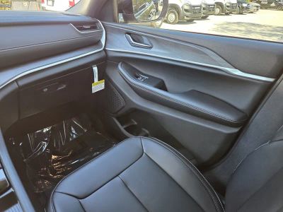 2025 Jeep Grand Cherokee L — photo 18 view