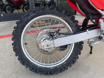 2026 Honda CRF300F - Photo 15