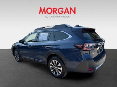 2025 Subaru Outback — detail view