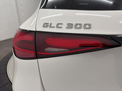 2026 Mercedes-Benz GLC — photo 11 view