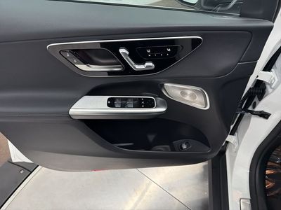 2026 Mercedes-Benz GLC — photo 17 view