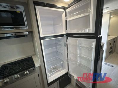 2026 Coachmen RV Clipper 6K Series - Photo 11