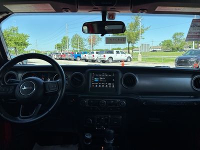 2021 Jeep Wrangler - Photo 2