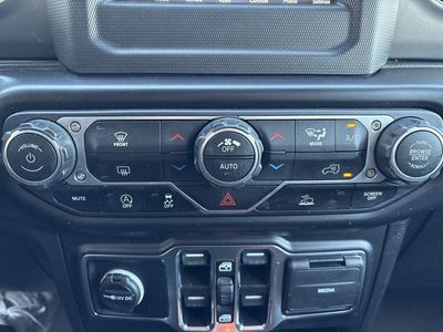 2021 Jeep Wrangler - Photo 63