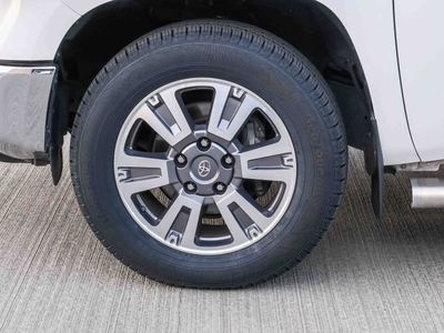 2019 Toyota Tundra - Photo 9