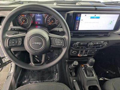 2026 Jeep Wrangler — photo 15 view