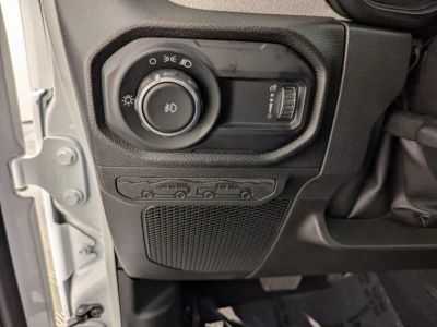 2026 Jeep Wrangler — photo 27 view