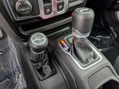 2026 Jeep Wrangler — photo 24 view