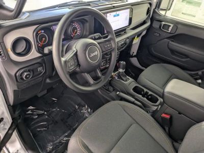 2026 Jeep Wrangler — photo 11 view