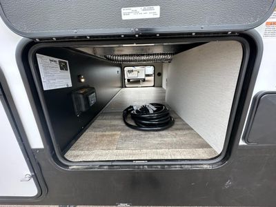 2025 Forest River RV Cherokee Arctic Wolf - Photo 12