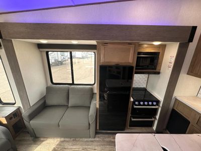 2025 Forest River RV Cherokee Arctic Wolf - Photo 19