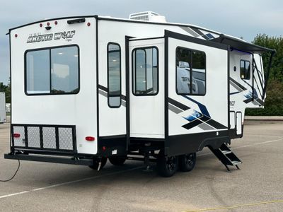 2025 Forest River RV Cherokee Arctic Wolf - Photo 4