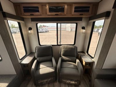 2025 Forest River RV Cherokee Arctic Wolf - Photo 18