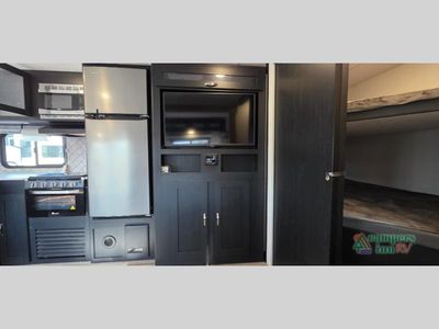 2023 Coachmen RV Freedom Express - Photo 33