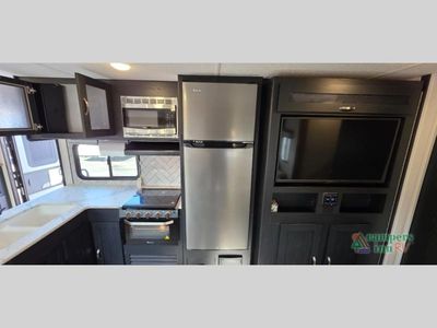 2023 Coachmen RV Freedom Express - Photo 31