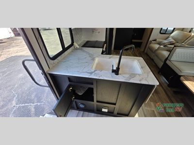 2023 Coachmen RV Freedom Express - Photo 25