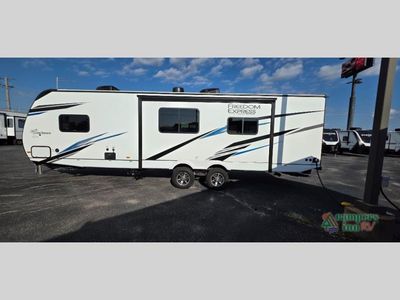 2023 Coachmen RV Freedom Express - Photo 10