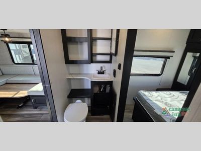 2023 Coachmen RV Freedom Express - Photo 45