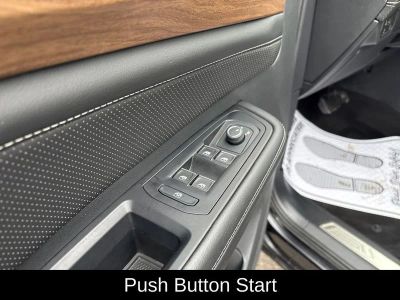 2025 Volkswagen Atlas 2.0T SE W/Technology - Photo 15