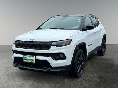 2022 Jeep Compass — rear three-quarter view