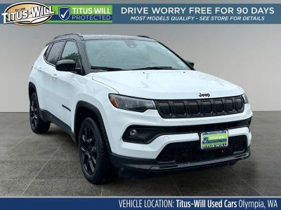 2022 Jeep Compass Latitude in Bright White Clearcoat — front three-quarter view