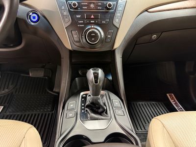 2018 Hyundai Santa Fe — photo 11 view