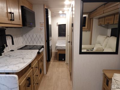 2026 NeXus RV Viper - Photo 5