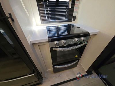2026 Forest River RV Cherokee Rogue Armored - Photo 23