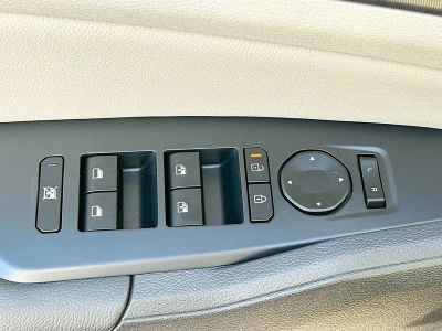 2026 Kia Sportage — photo 17 view