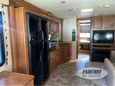 2013 Thor Motor Coach Challenger - Photo 23