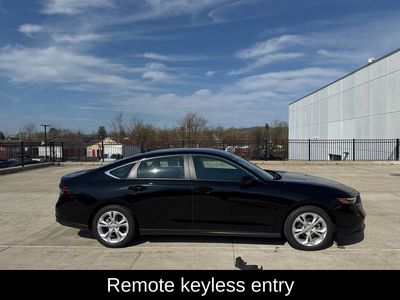 2025 Honda Accord Sedan LX CVT - Photo 10