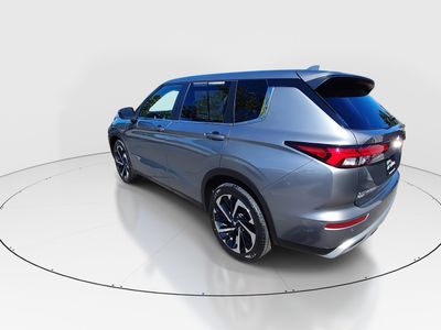 2024 Mitsubishi Outlander - Photo 5
