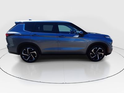 2024 Mitsubishi Outlander - Photo 8