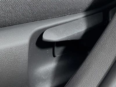 2025 Toyota Corolla — photo 13 view