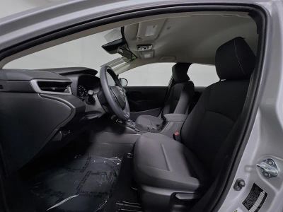 2025 Toyota Corolla — photo 12 view