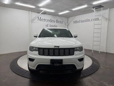 2019 Jeep Grand Cherokee - Photo 2