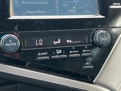 2018 Toyota Camry - Photo 21